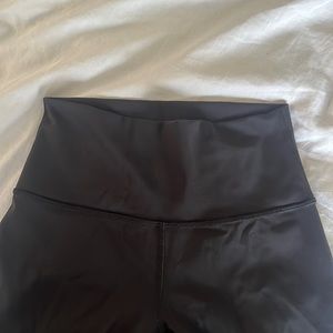 Lululemon Wunder Under Classic Black Leggings 25’
